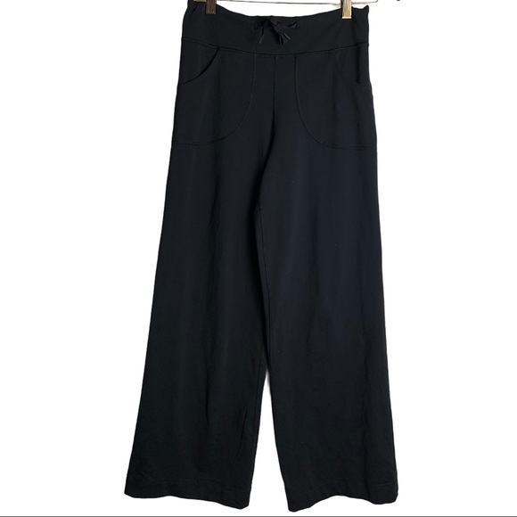 Lululemon Wide Leg Black Pant Front Pocket Size 4